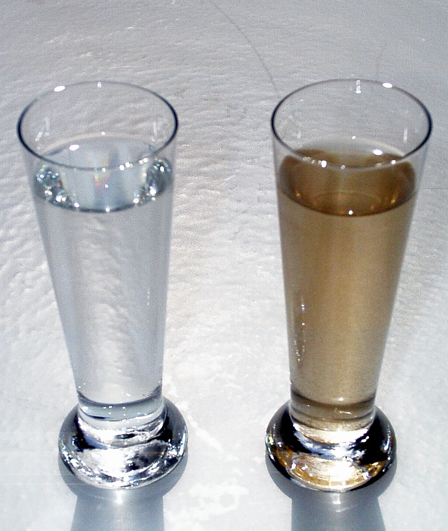 Clear water vs rusty water comparison